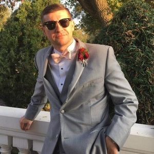 Meet your Posher, Daniel